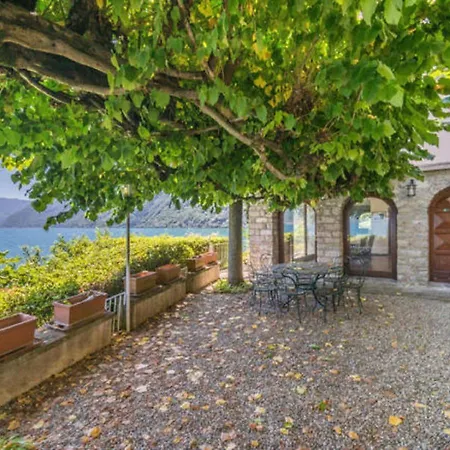 Casa Panetier Lodge Sala Comacina